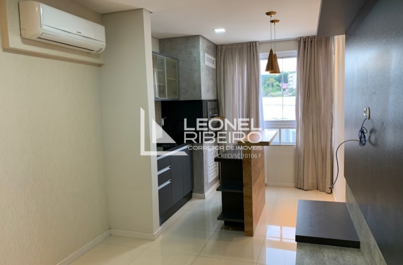 Apartamento mobiliado pr�ximo ao Centro de Timb�.