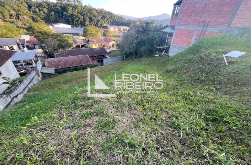 Terreno pronto para Construir no Bairro Pomeranos.