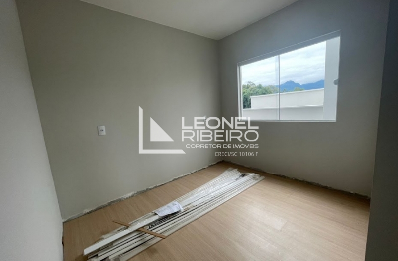 Sobrado Moderno Pronto para morar no Bairro Capitais em Timb�