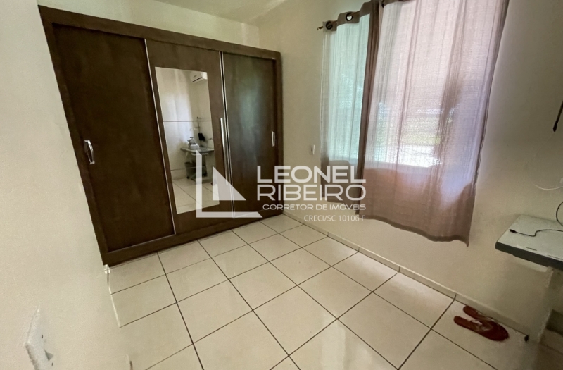 Casa + ponto comercial