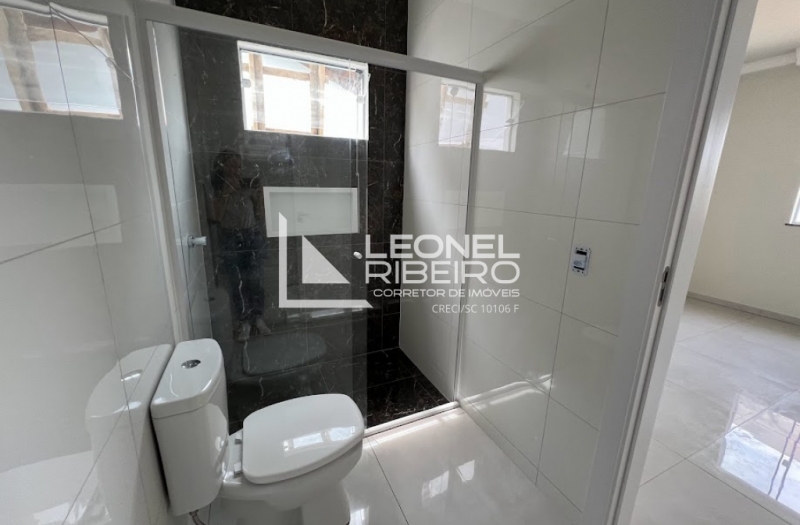 Casa nova em Rio dos Cedros no bairro Divin�ia.