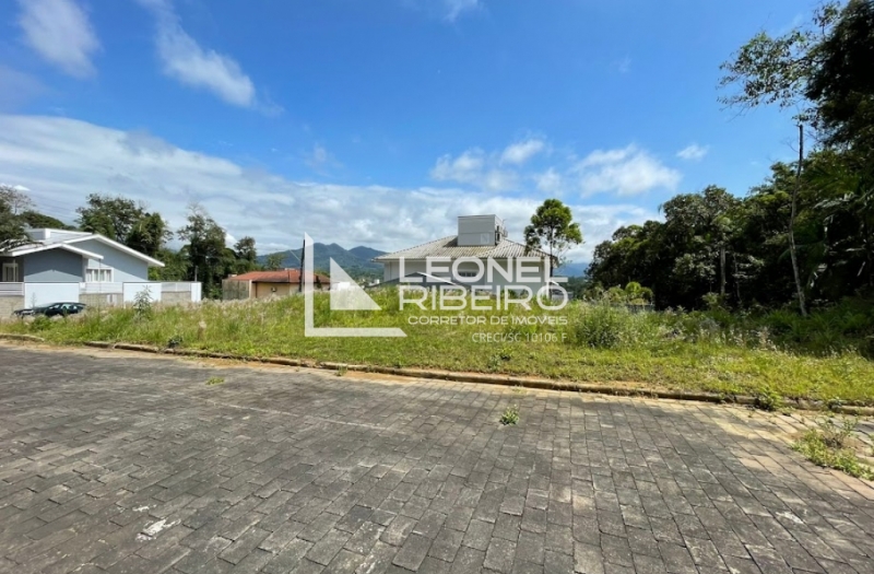 Terreno � venda no bairro Padre Martinho Stein Timb�-SC