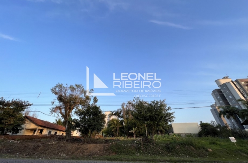 Terreno Plano em �tima Localiza��o
