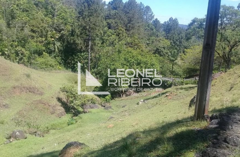 Bel�ssimo S�tio Pronto Para Morar