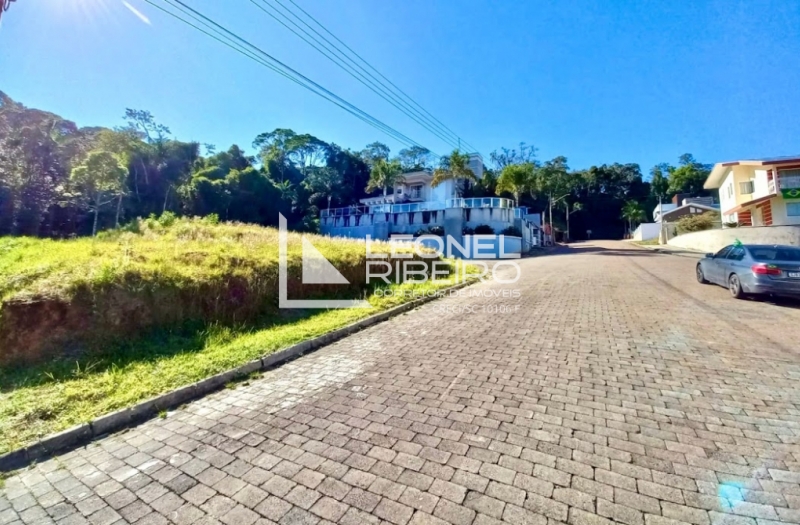 Terreno � venda no bairro Padre Martinho Stein Timb�-SC