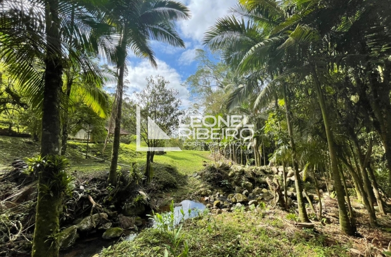 S�tio � 21km de Timb�