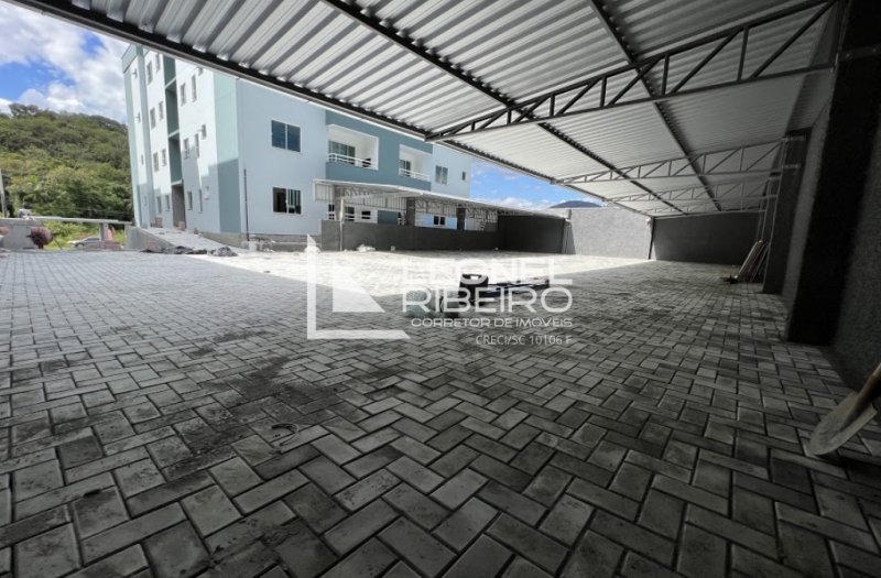 Apartamento Novo em �tima localiza��o no bairro das Na��es - Timb�/SC