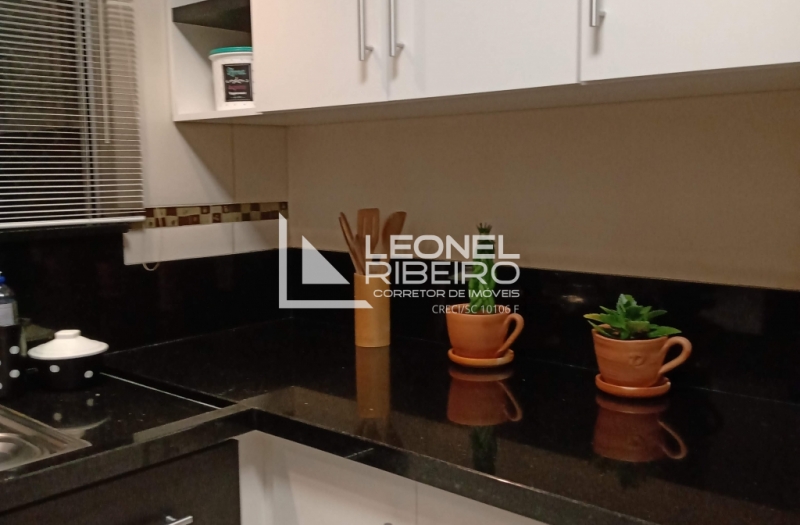 Apartamento com 3 dormit�rios no bairro Padre Martinho Stein.