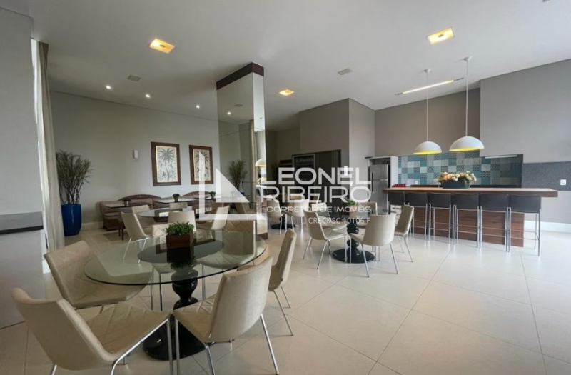 Apartamento alto padr�o semi mobiliado a poucos metros do Centro de Timb�.