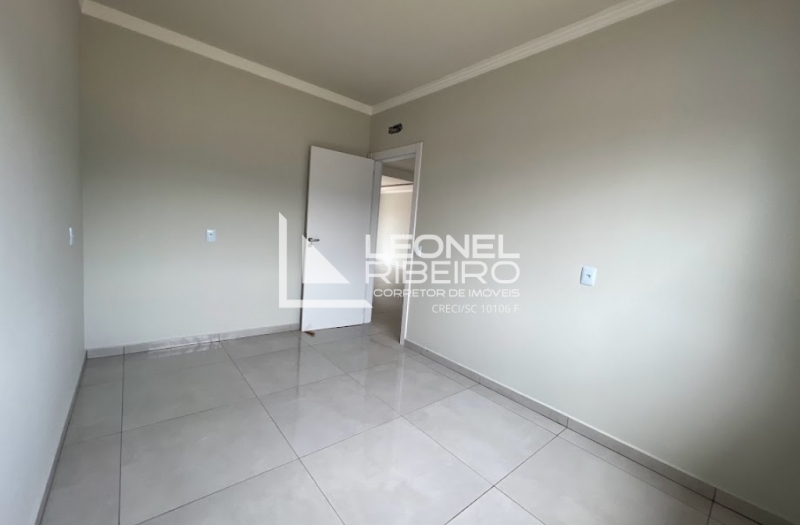 Casa nova em Rio dos Cedros no bairro Divin�ia.