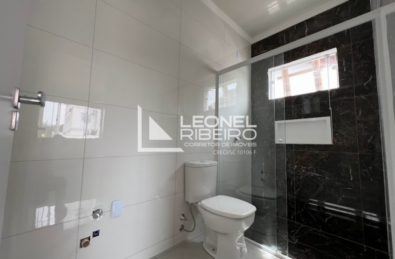 Casa nova em Rio dos Cedros no bairro Divin�ia.