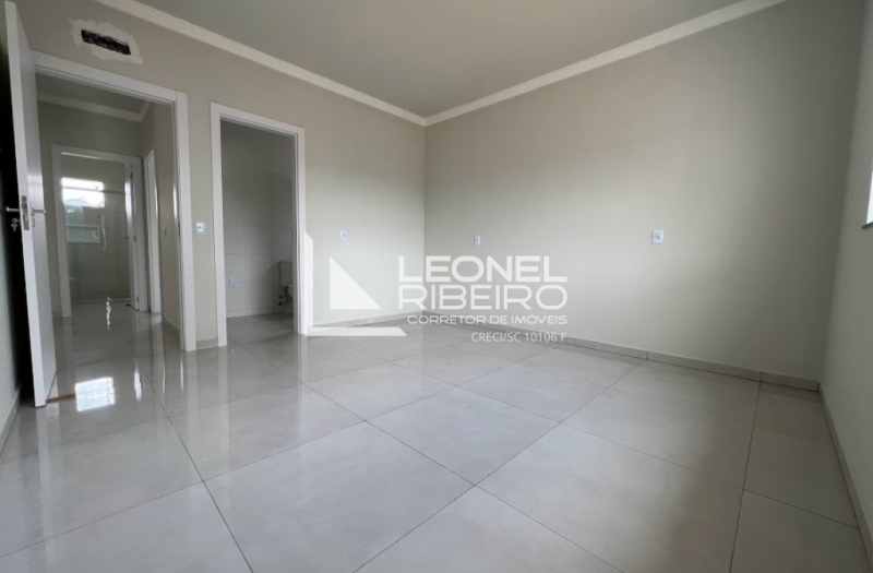 Casa nova em Rio dos Cedros no bairro Divin�ia.