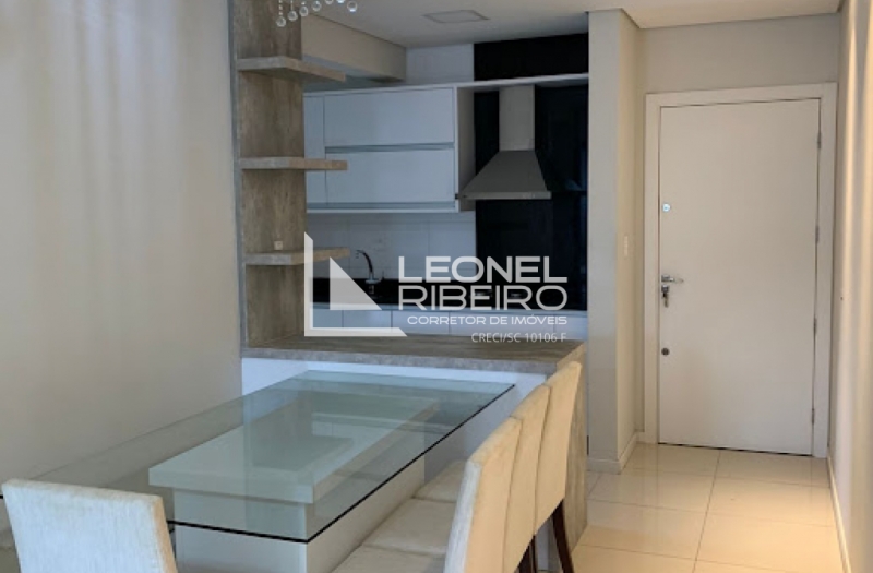 Apartamento mobiliado pr�ximo ao Centro de Timb�.