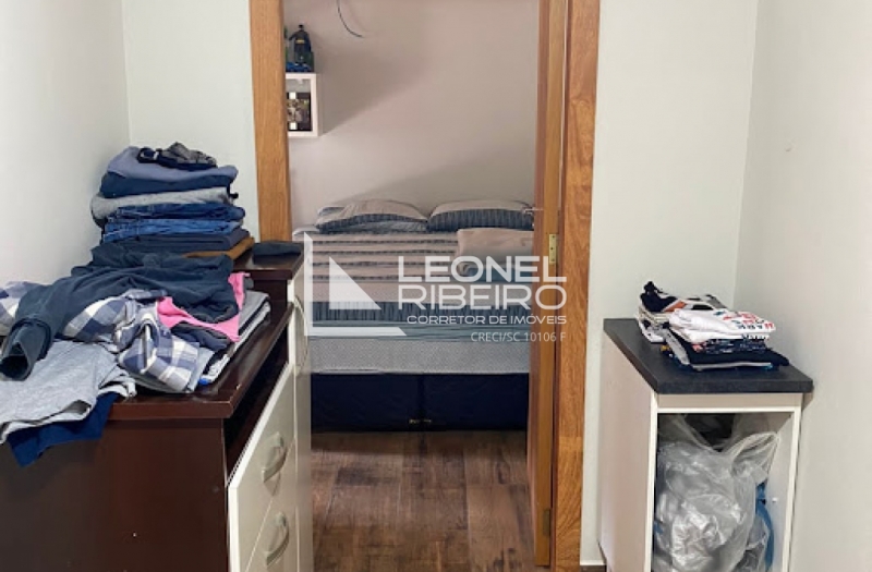 S�tio Encantador em Timb�.