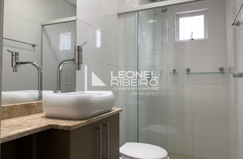 Apartamento mobiliado pr�ximo ao Centro de Timb�.