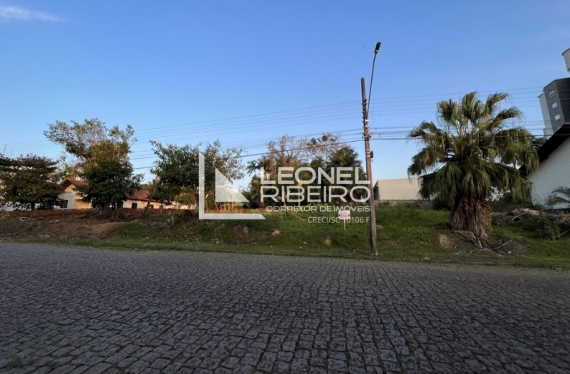 Terreno Plano em �tima Localiza��o