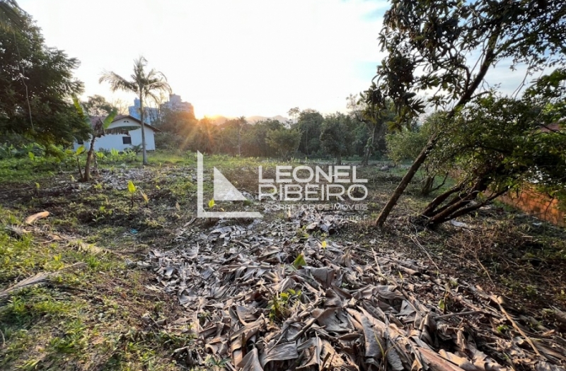 Terreno Plano em �tima Localiza��o