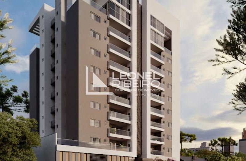 Apartamento cobertura duplex no Centro de Timb�.