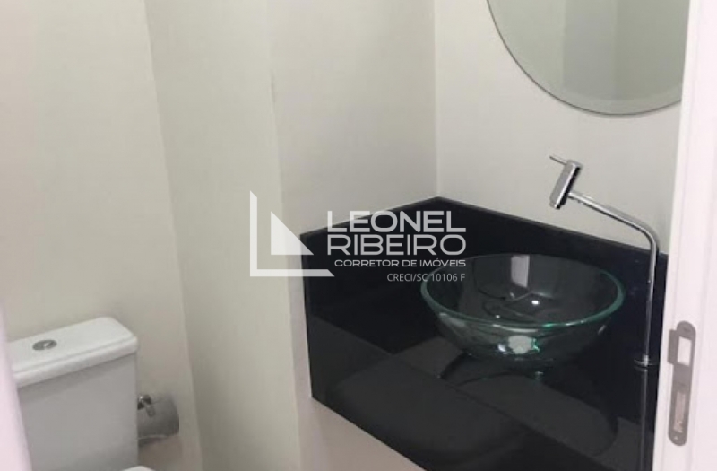 Apartamento alto padr�o semi mobiliado com 3 su�tes no bairro das Na��es/Timb�