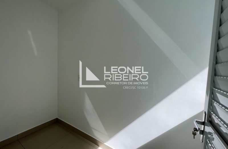 Apartamento Novo em �tima localiza��o no bairro das Na��es - Timb�/SC