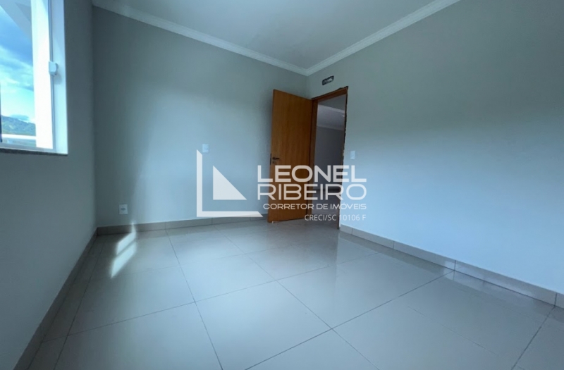 Apartamento Novo em �tima localiza��o no bairro das Na��es - Timb�/SC
