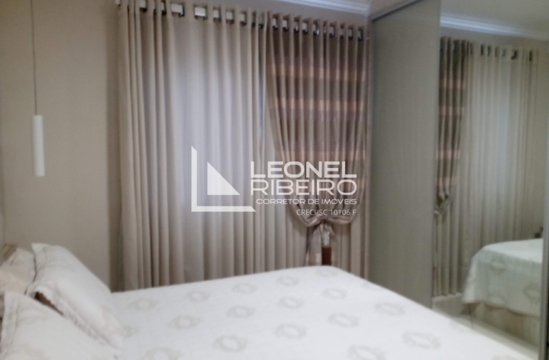 Apartamento com 3 dormit�rios no bairro Padre Martinho Stein.