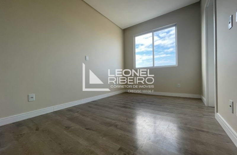 Apartamento alto padr�o semi mobiliado com 3 su�tes no bairro das Na��es/Timb�