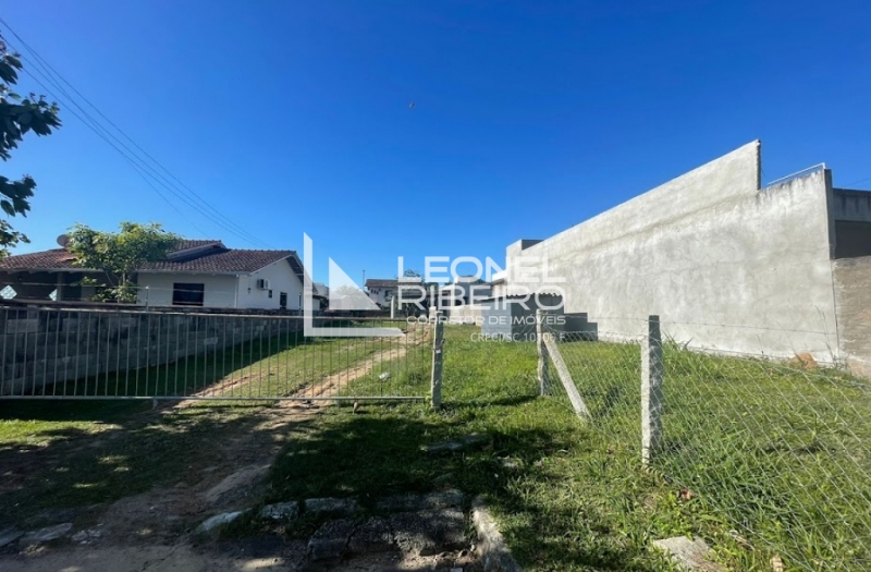 Terreno em local tranquilo na cidade de Indaial.