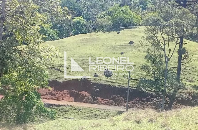 Bel�ssimo S�tio Pronto Para Morar